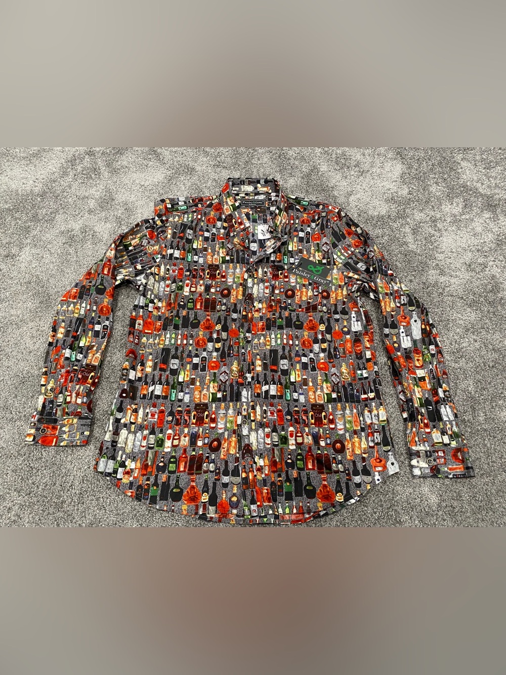 Paisley & Gray Slim Fit Wine Alcohol Boytle Allover Print Shirt Mens Large 17
